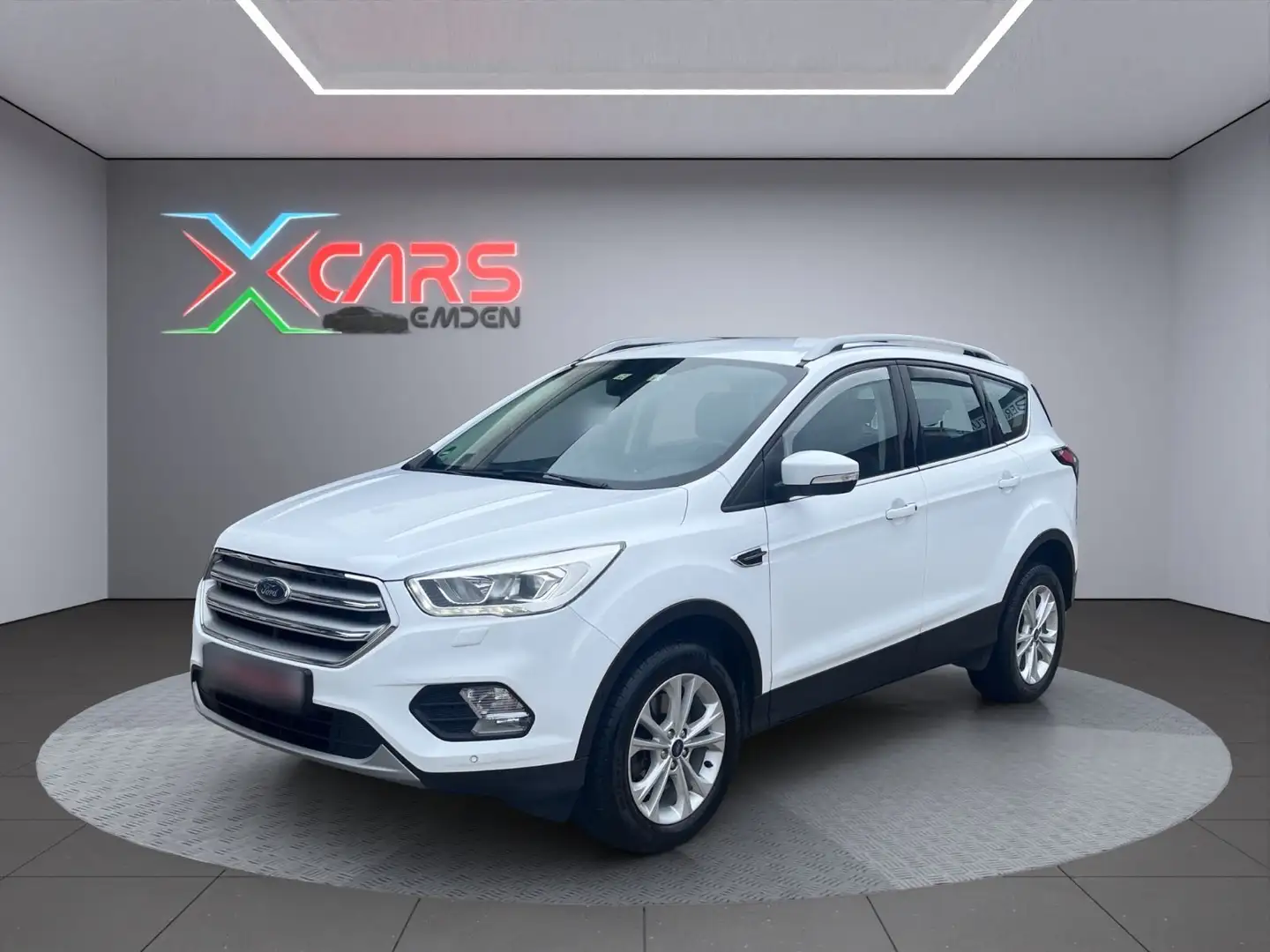 Ford Kuga 2.0 TDCI Titanium/Navi/SHZ/AHK Weiß - 1