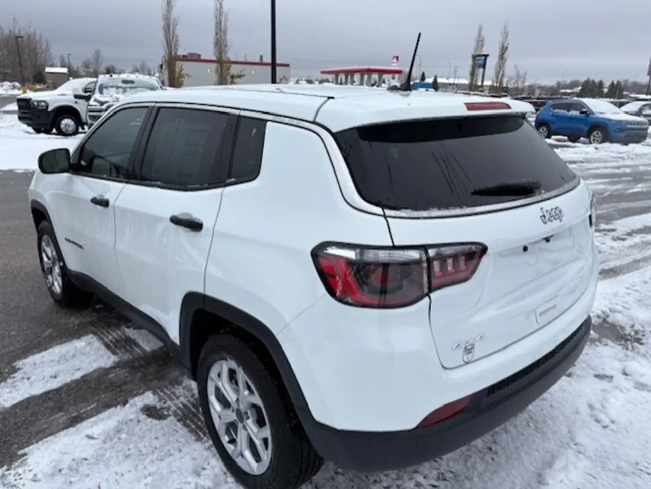 Jeep Compass снимка Jeep Compass
