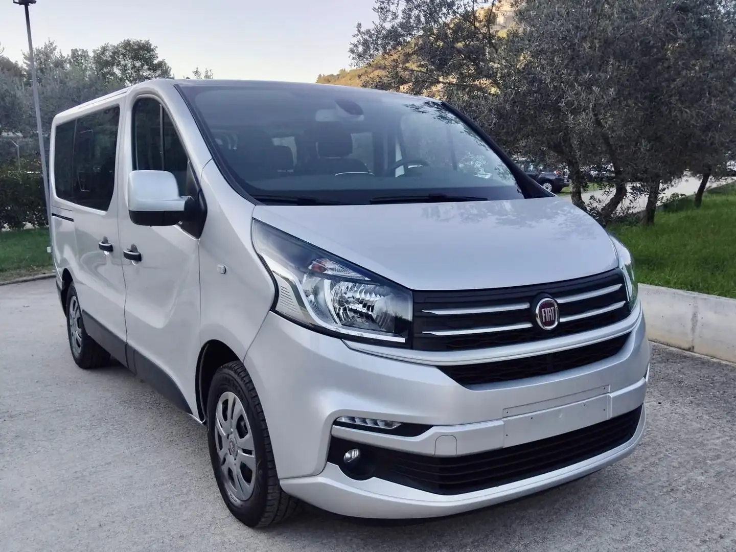 Fiat Talento 1.6 MJT 120CV *9 POSTI* Unipro'-TUA SENZA VINCOLI Argent - 1