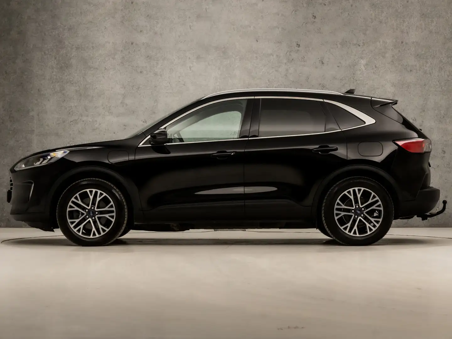 Ford Kuga 2.5 PHEV Titanium 225Pk Automaat (APPLE CARPLAY, G Zwart - 2