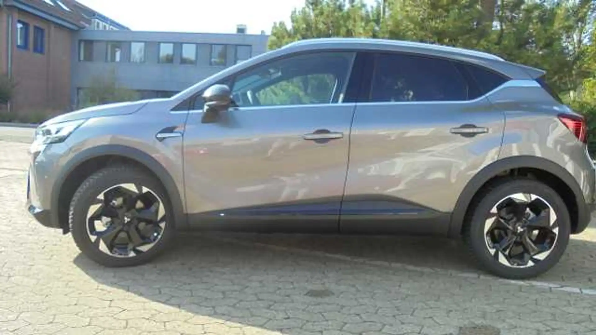 Mitsubishi ASX Intro Edition 1.3 T-Benziner 7-DCT Grau - 2