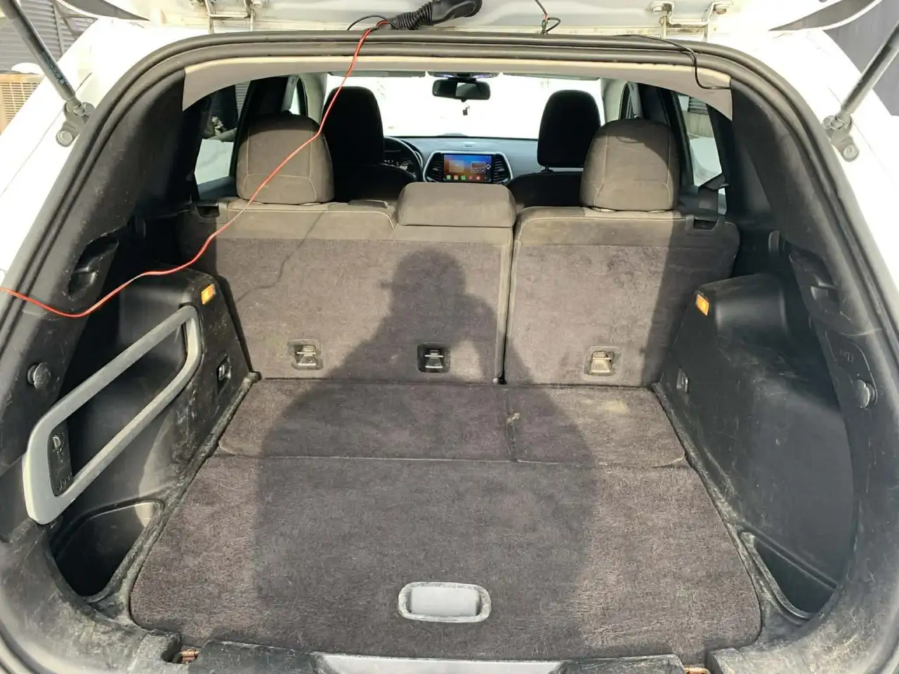 Jeep Cherokee снимка Jeep Cherokee