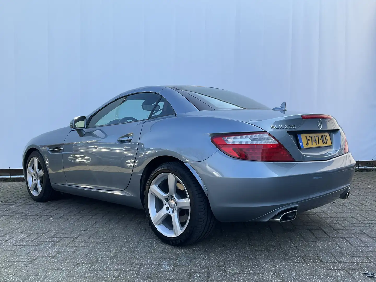 Mercedes-Benz SLK 250 204pk Leer Airscarf Clima Cruise Panoramadak Gris - 2