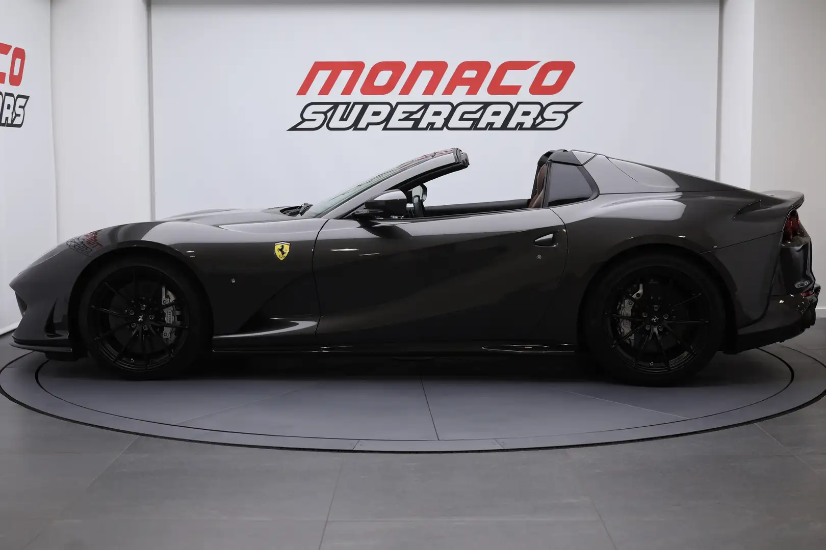 Ferrari 812 GTS Grijs - 2