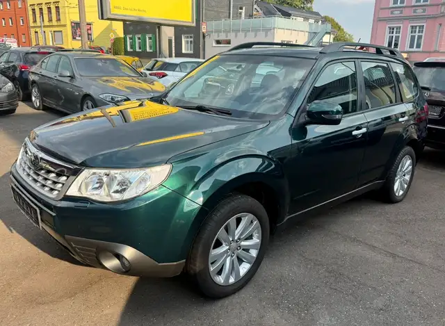 Subaru Forester 2.0X Comfort Kamera/Klimaaut./Pano