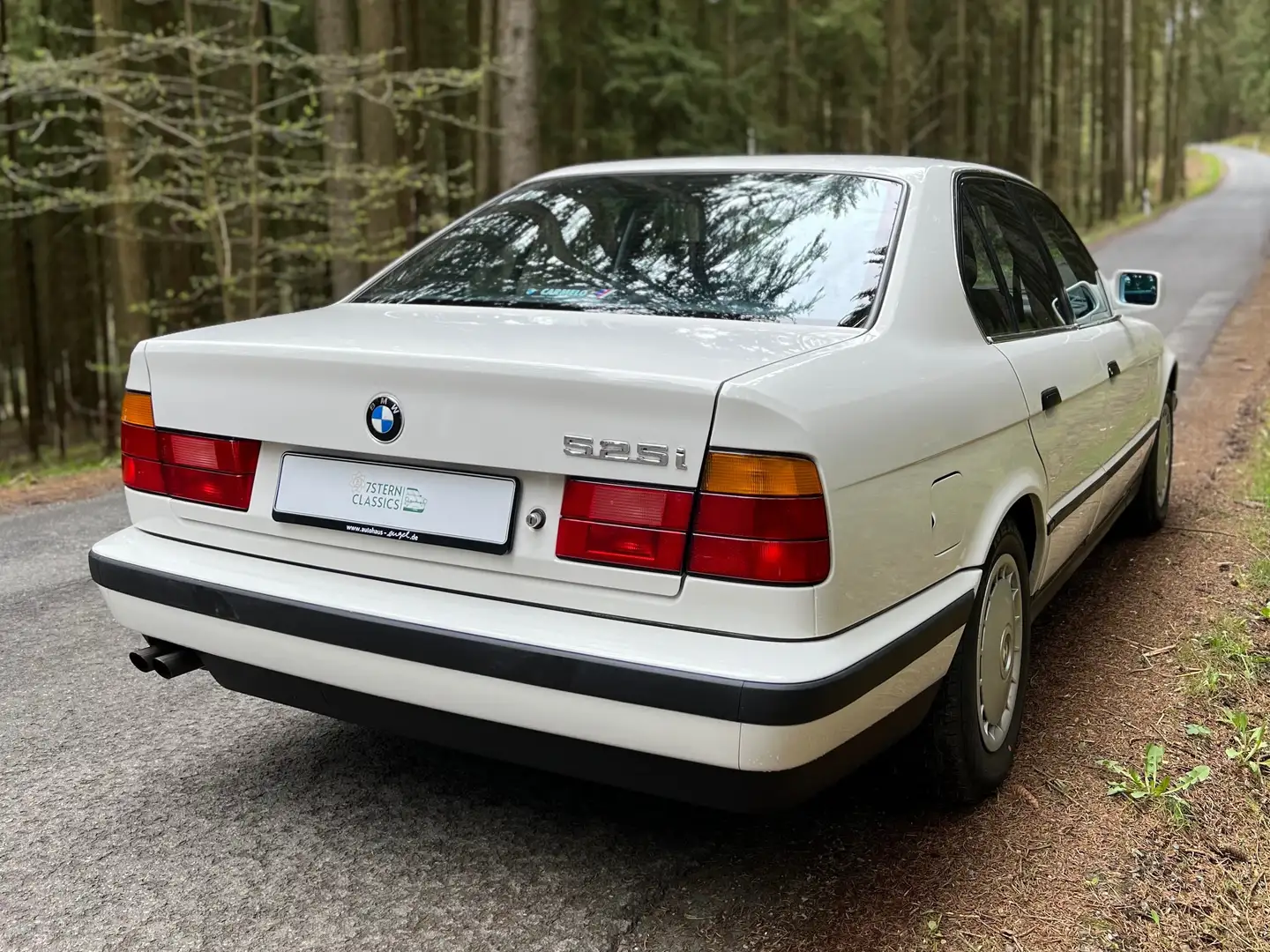 BMW 525 525i 24V White - 2