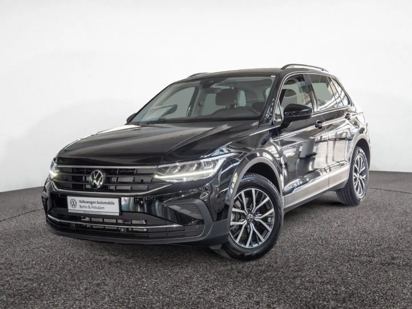 Volkswagen Tiguan 1.5 TSI Life LED Keyless Navi Sitzhzg. Schwarz - 2