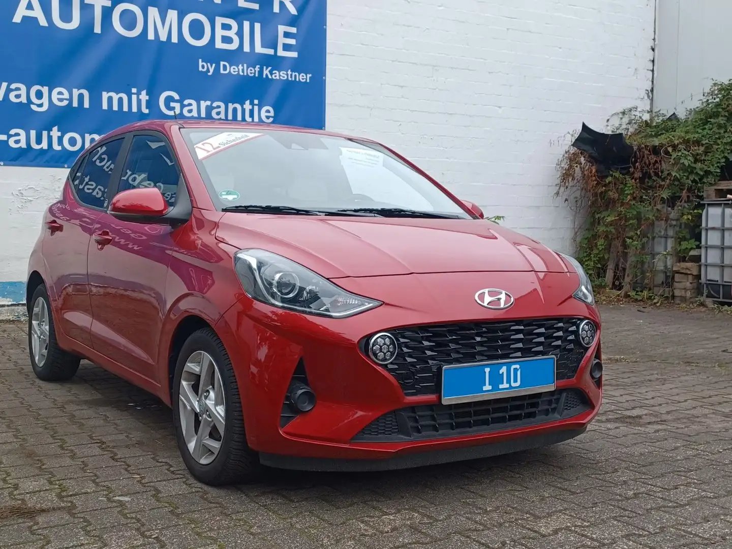 Hyundai i10 Edition 30 Rot - 1
