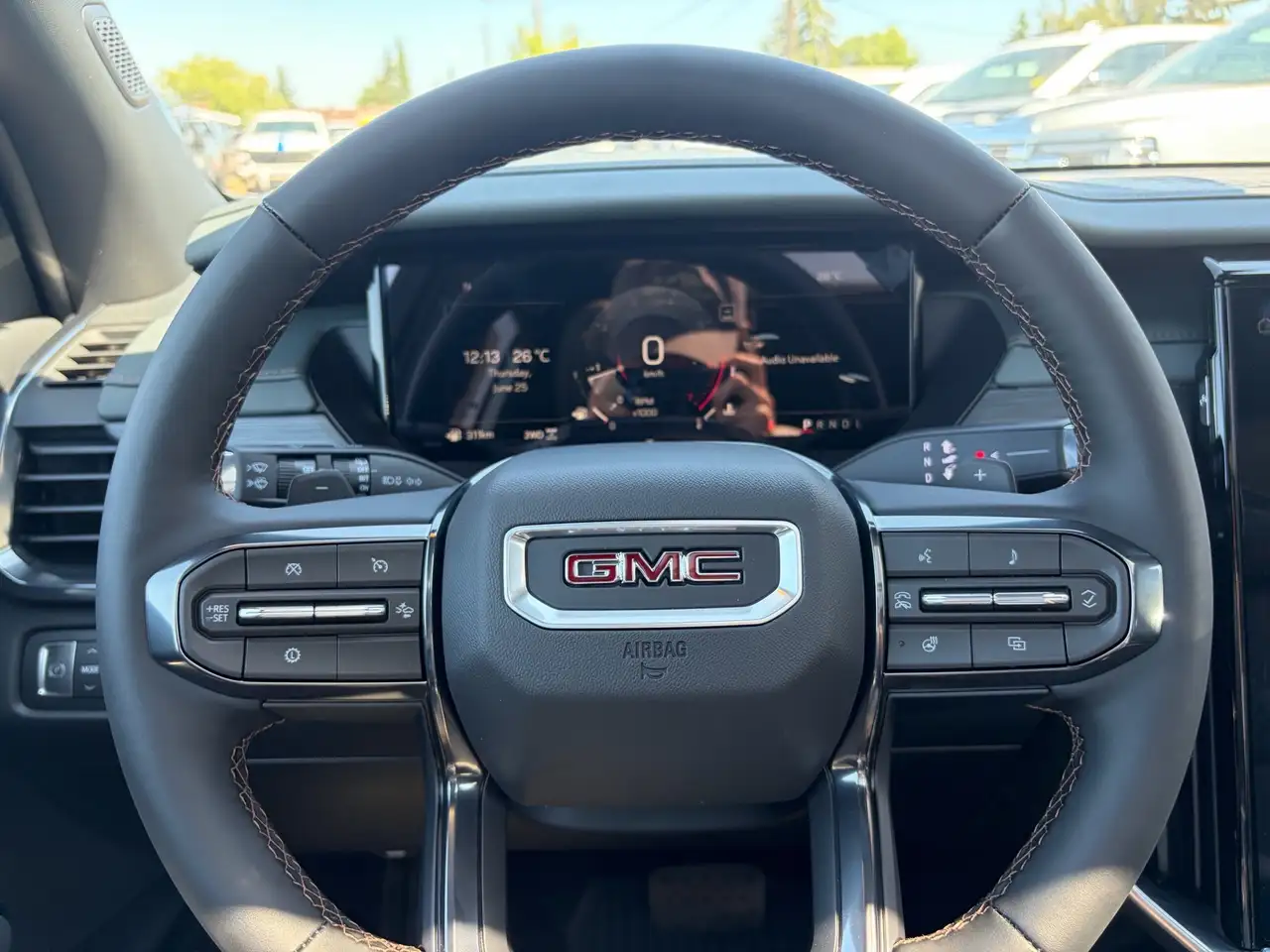 GMC Acadia снимка GMC Acadia