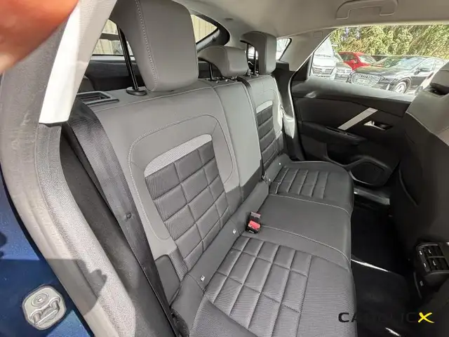Citroen C4 view 10