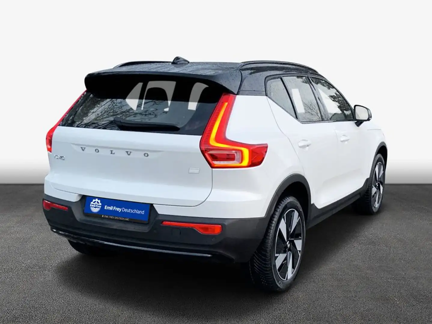 Volvo XC40 XC40 Recharge 82 kWh Single M. Extended Range RWD Weiß - 2