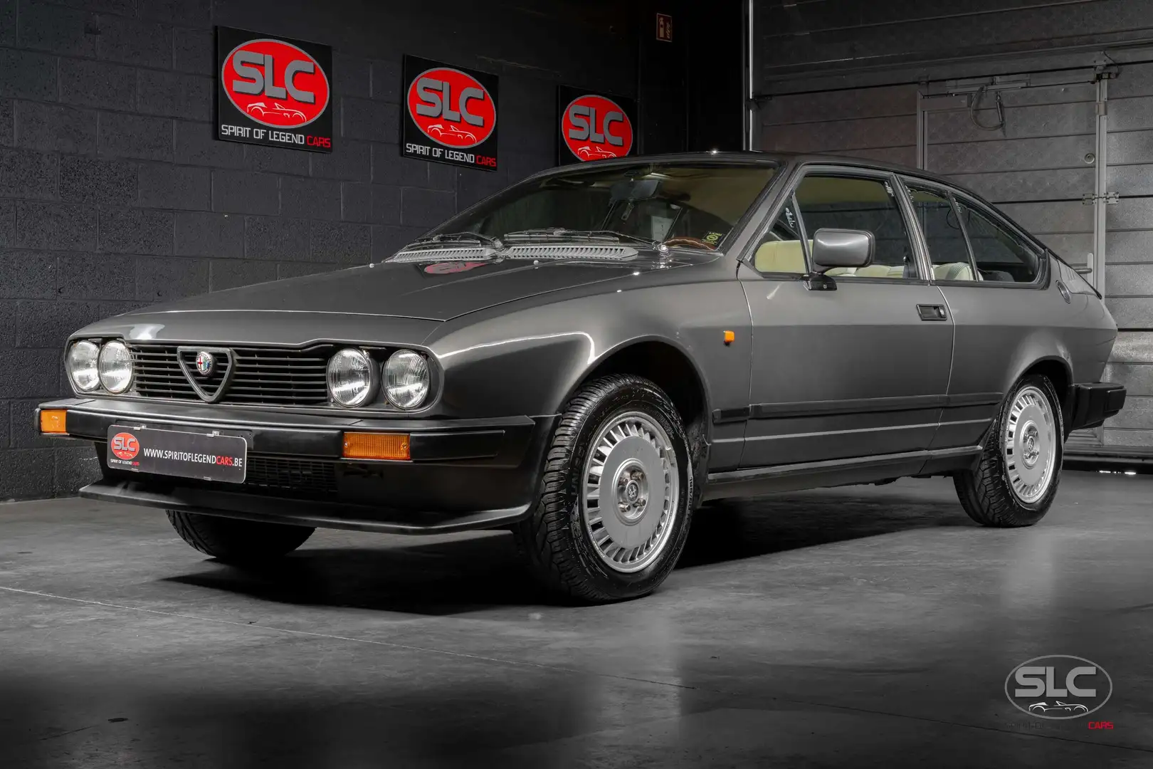 Alfa Romeo GTV Alfetta GTV 2.0 Grau - 1