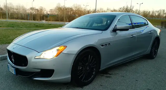 Maserati Quattroporte