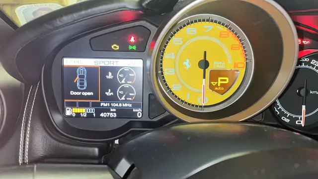 Ferrari 4.3i V8
