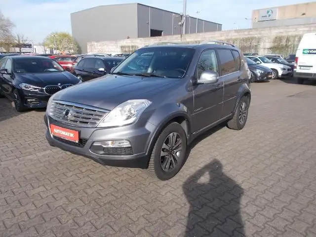 SsangYong Rexton Rexton W Quarz, 4WD, AHK, Allwetter, 1. Hd.