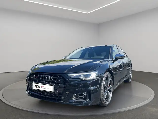 Audi S6 view 3