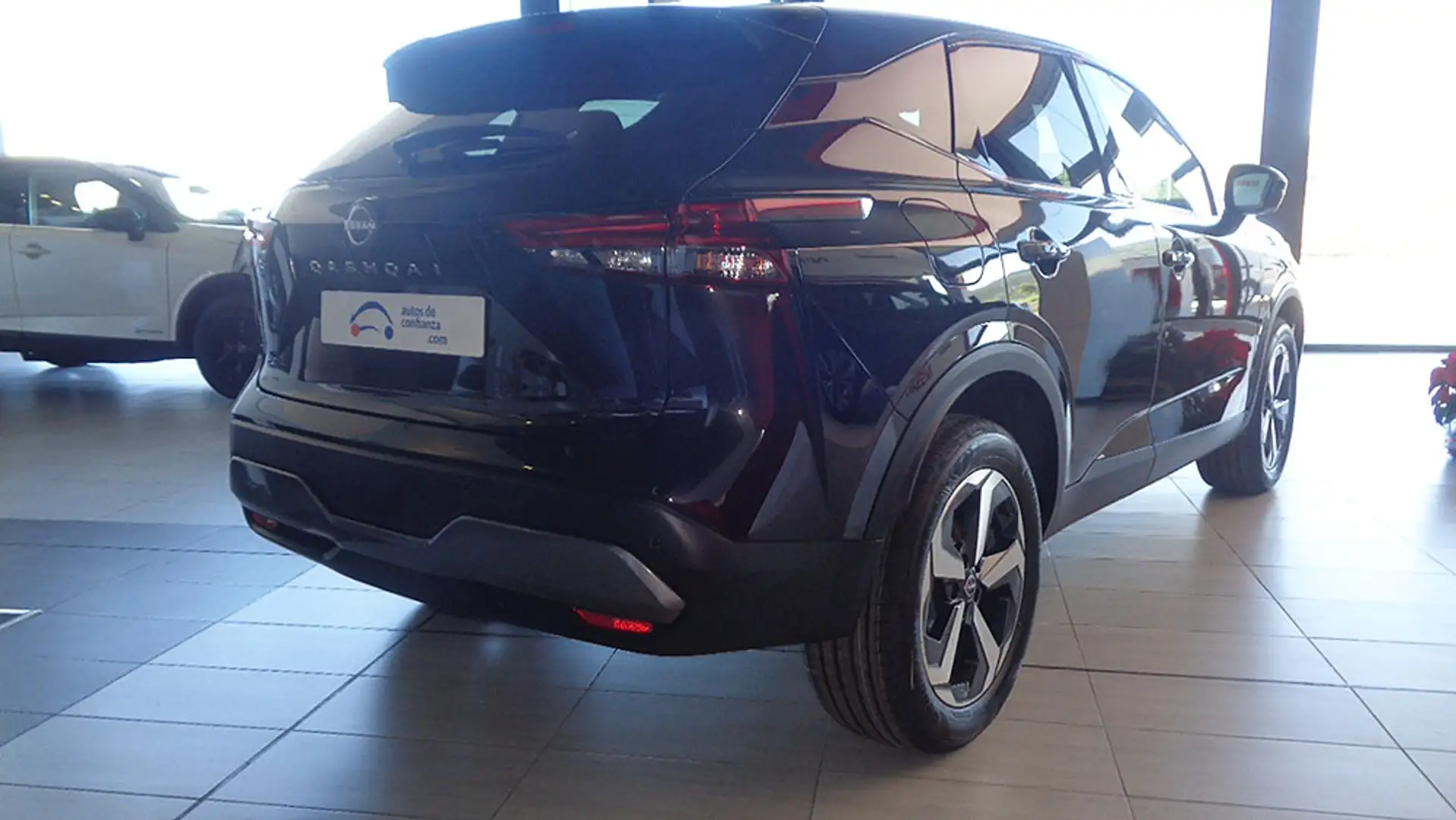 Nissan Qashqai 1.3 DIG-T mHEV 12V N-Connecta 4x2 103kW - 2