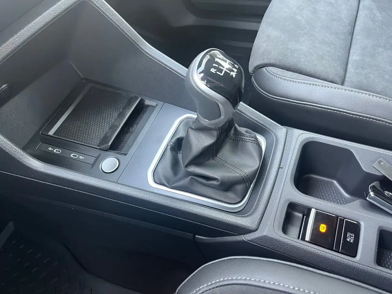 Volkswagen Caddy Style Maxi TDI 4MOTION 17