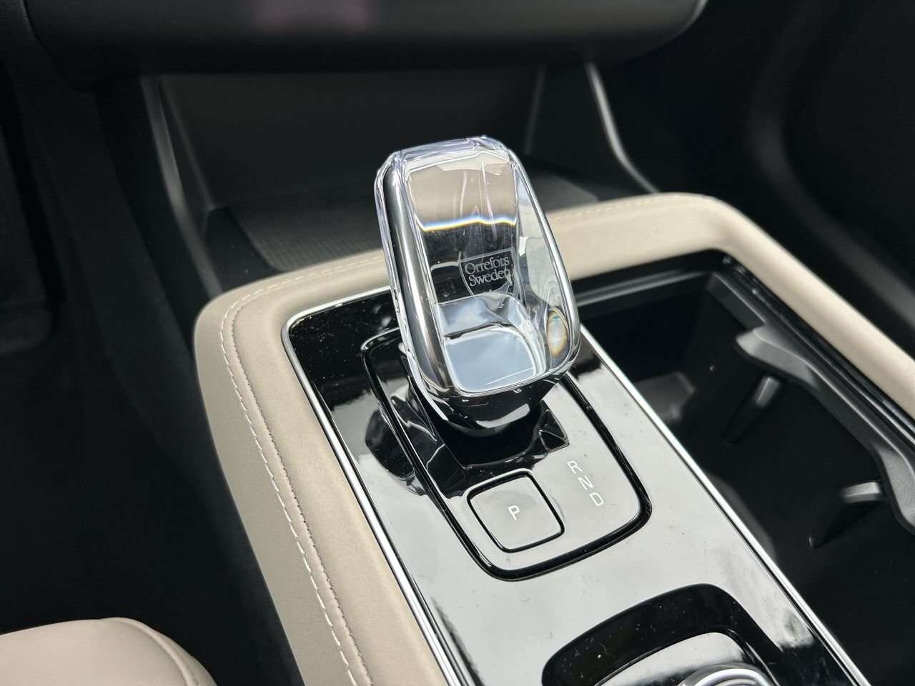 2026 Volvo XC90 Core 7-Seater (Bright Theme) Pilot Assist | Rear C thumb 26