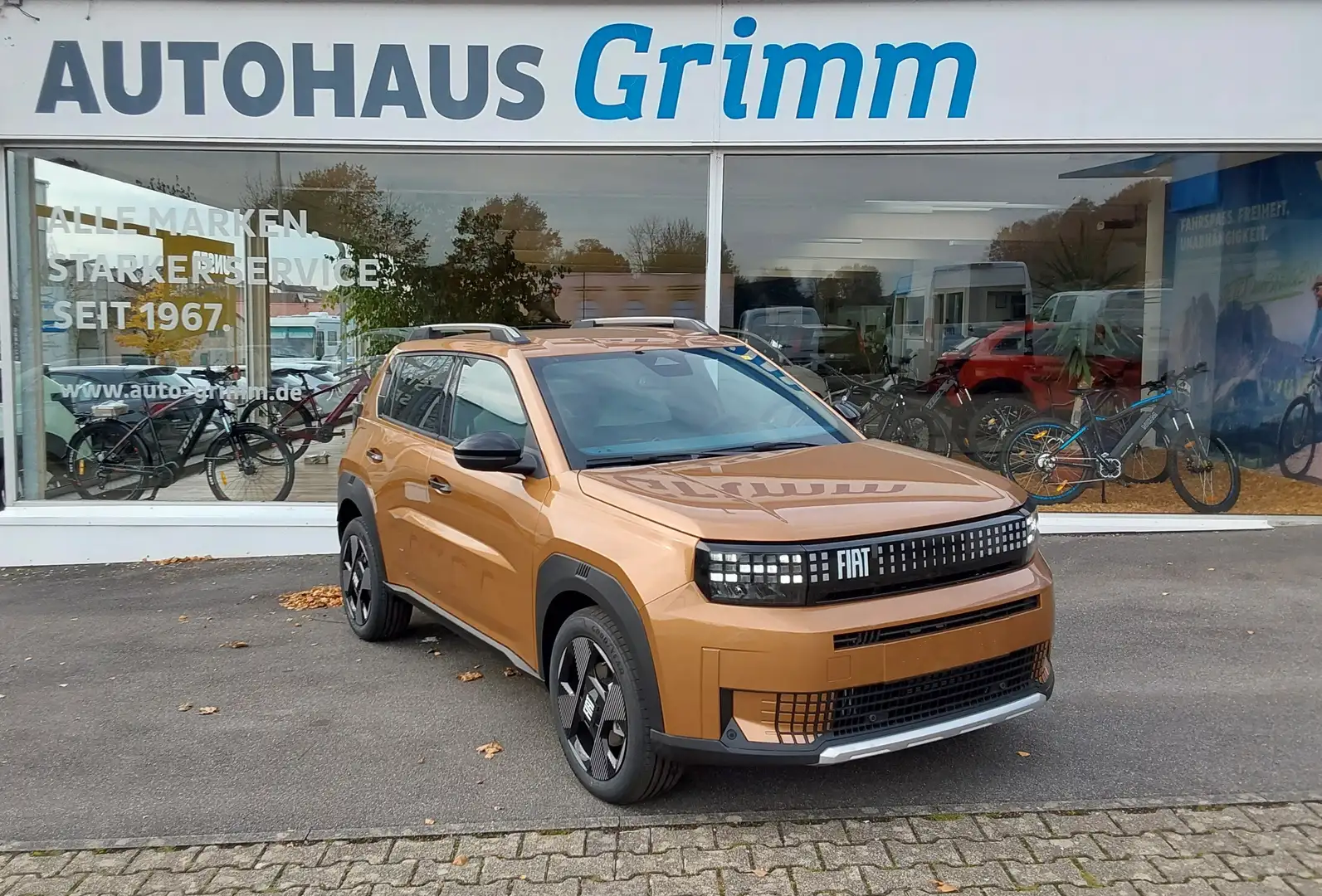 Fiat Grande Panda Grande Panda Hybrid 1.2 eDCT La Prima Bronze - 1