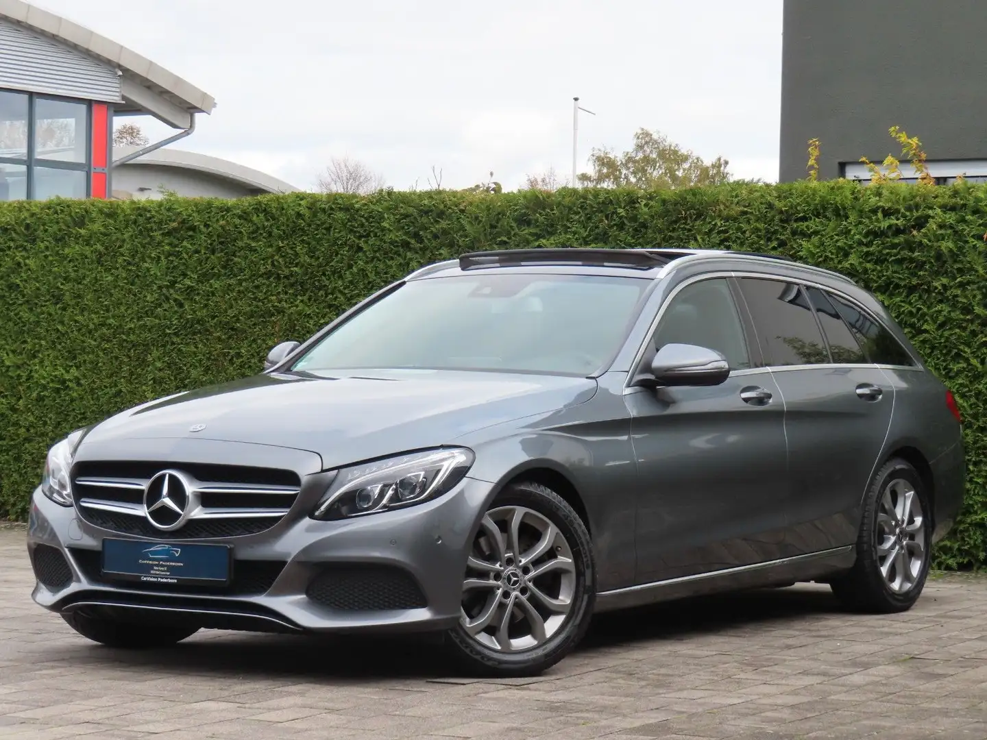 Mercedes-Benz C 220 d T-Modell BlueTech Aut. / AHK / Totwinkel Grau - 1