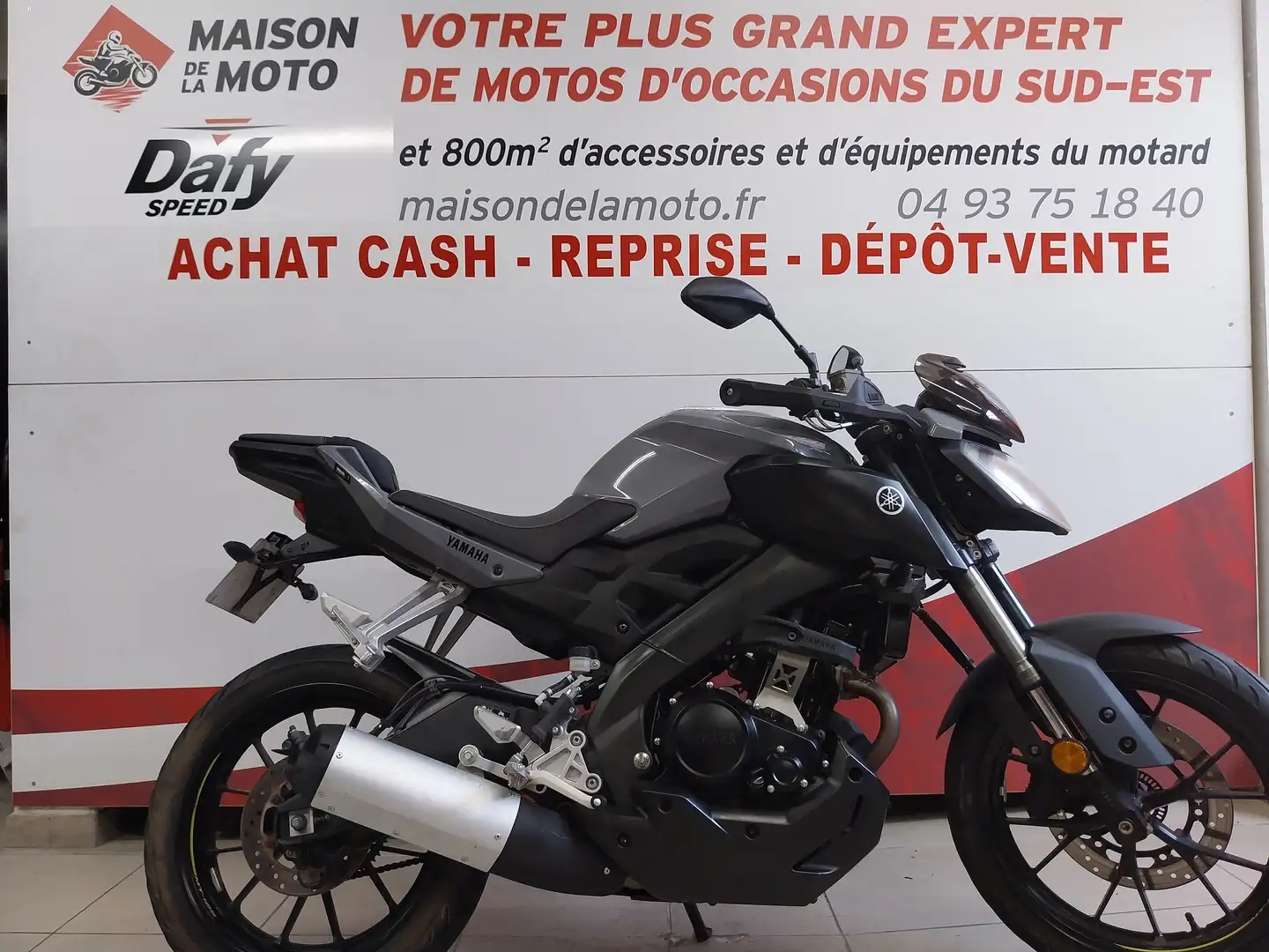 Yamaha MT-125 Gris - 1