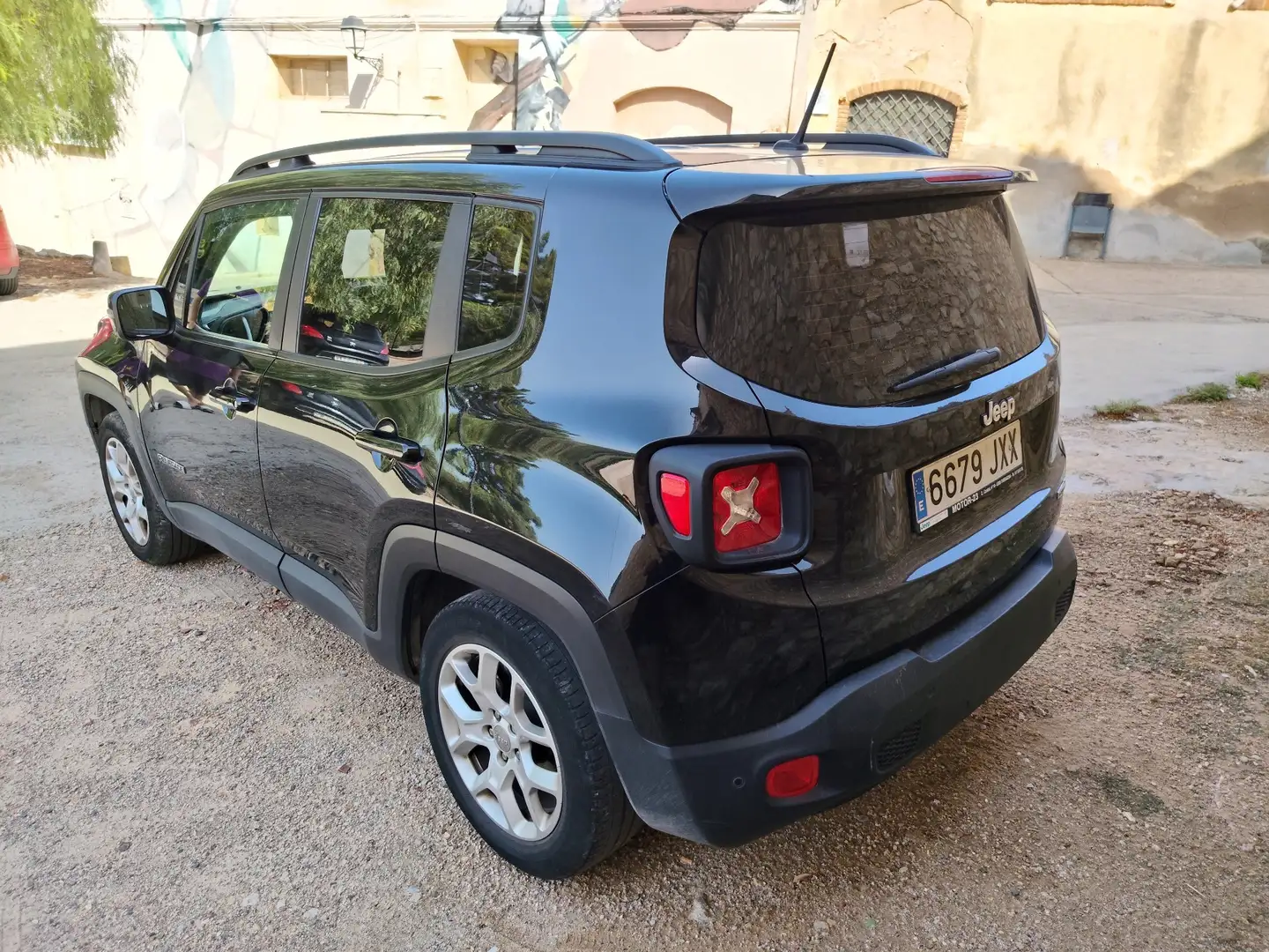 Jeep Renegade 1.6Mjt Business 4x2 78kW - 1