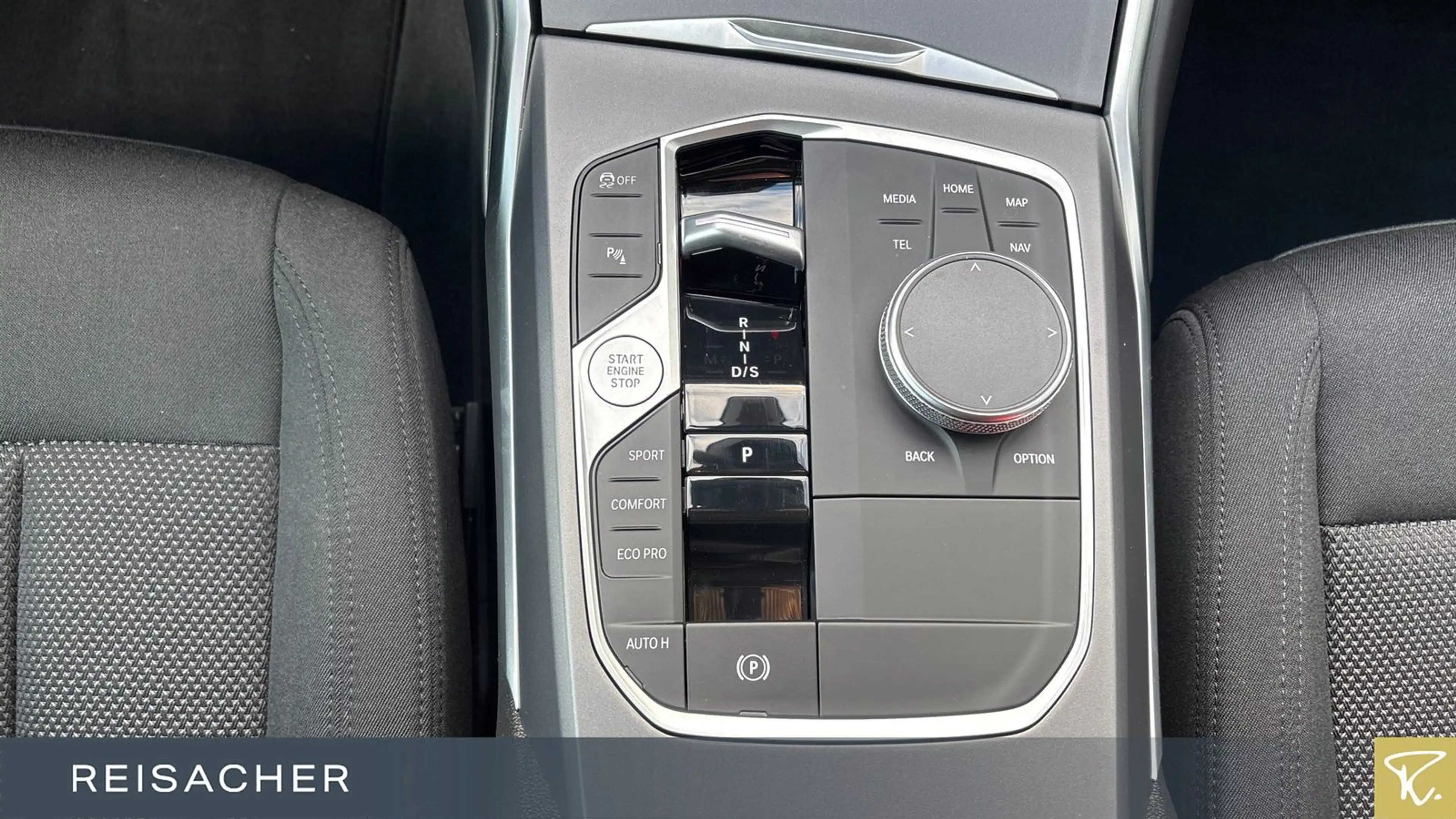 BMW 318 d A Lim Autom LC+,PA,Widescreen Display,17" — photo 11