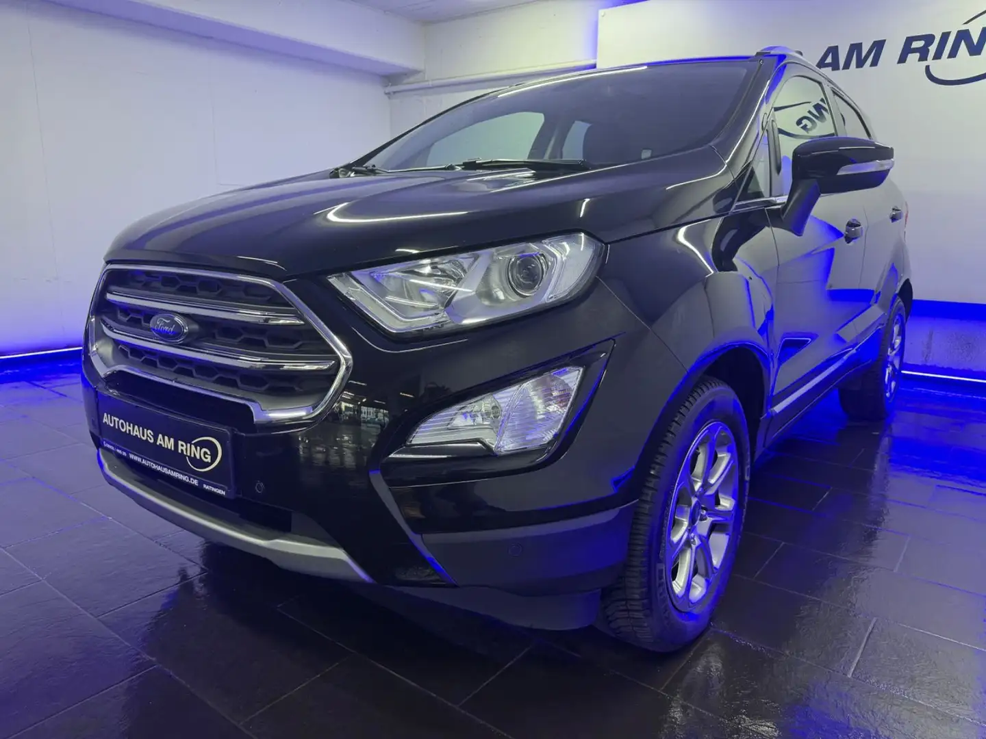 Ford EcoSport Titanium Aut. 1.HD CAM NAVI DAB AHK KEY Schwarz - 1