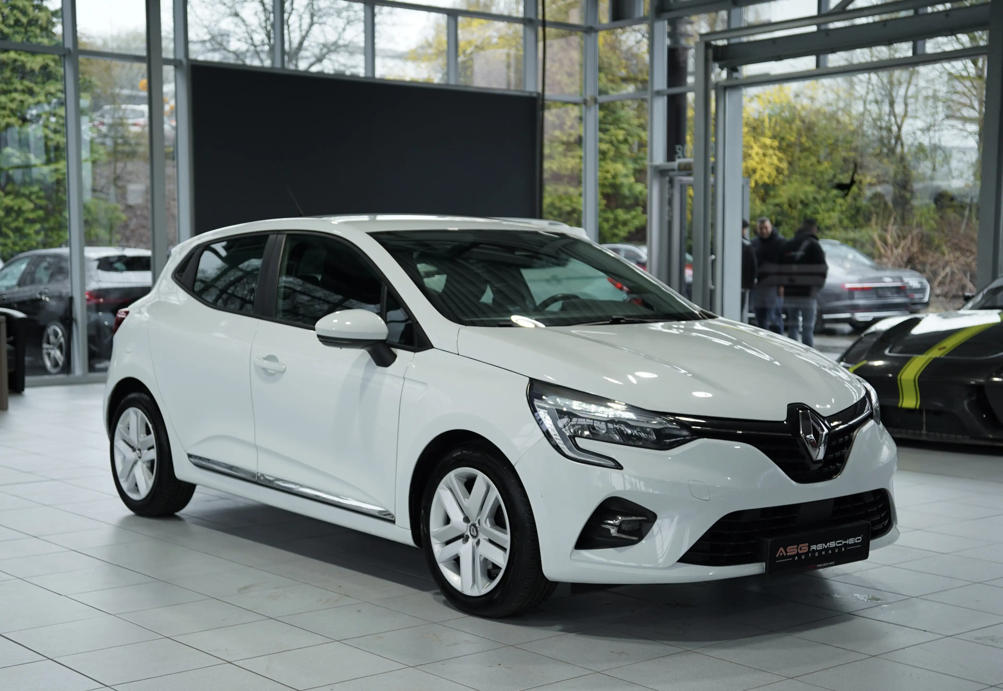 Renault Clio Business Edition *MwSt *Sitzheizung *Navi — photo 5