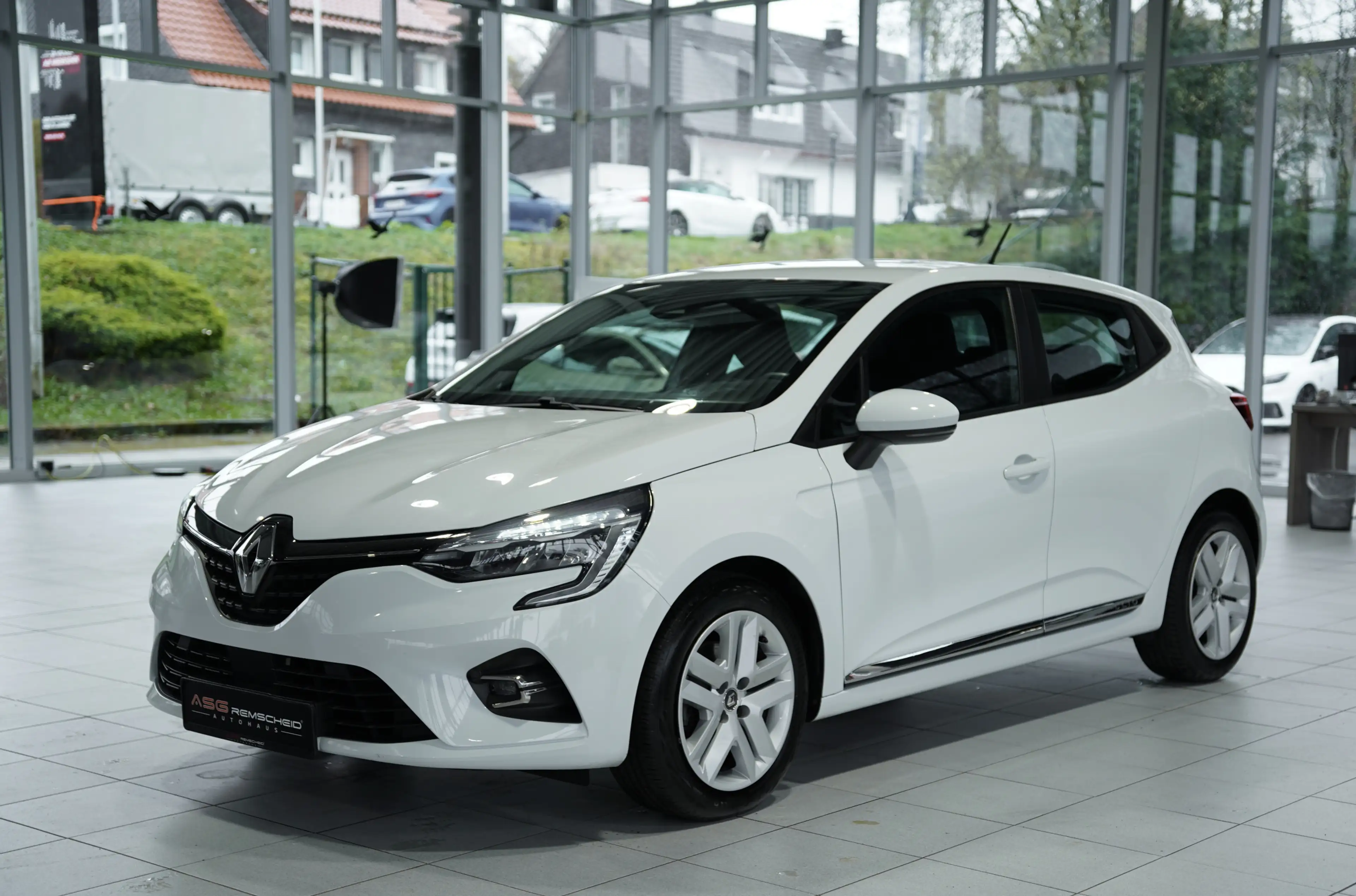 Renault Clio Business Edition *MwSt *Sitzheizung *Navi — photo 4