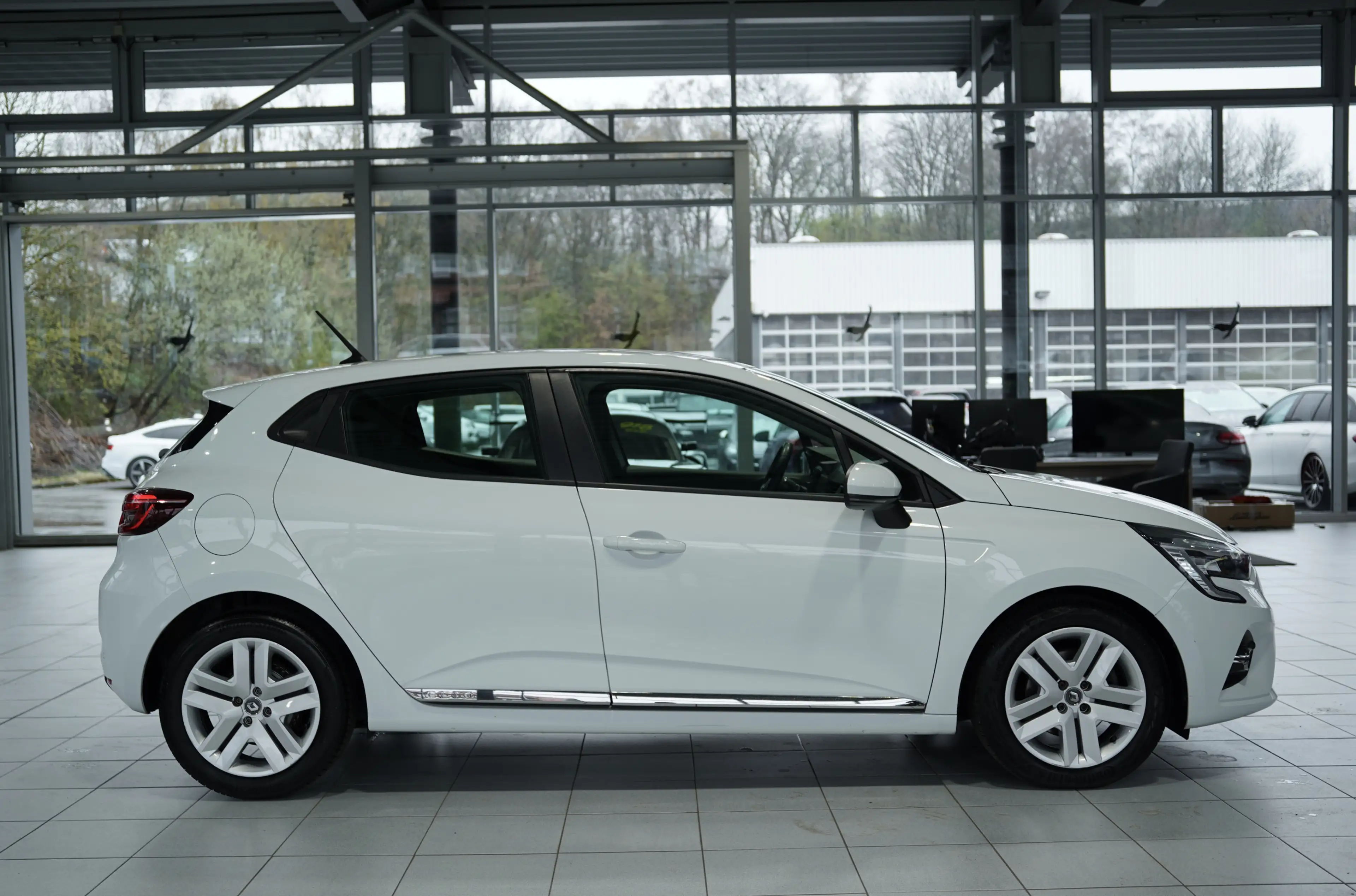 Renault Clio Business Edition *MwSt *Sitzheizung *Navi — photo 6