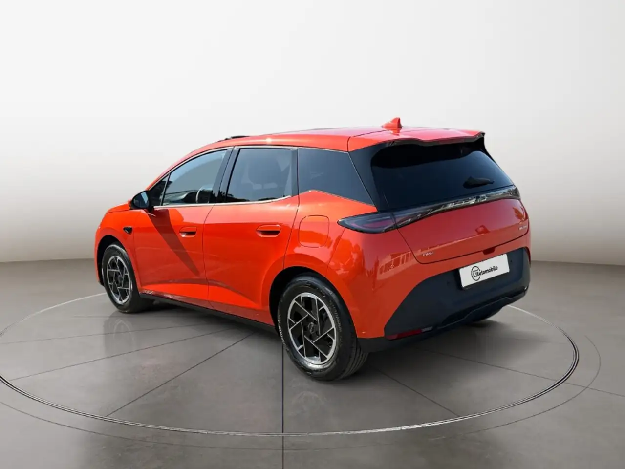 BYD Dolphin G DM-i 1.5 phev Boost 212cv, миниатюра 3