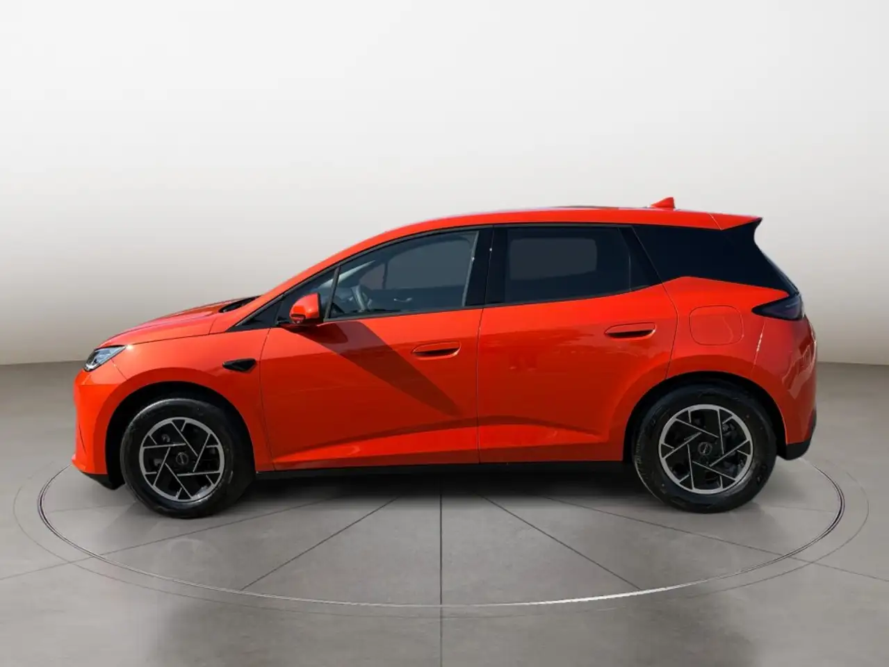 BYD Dolphin G DM-i 1.5 phev Boost 212cv, миниатюра 2