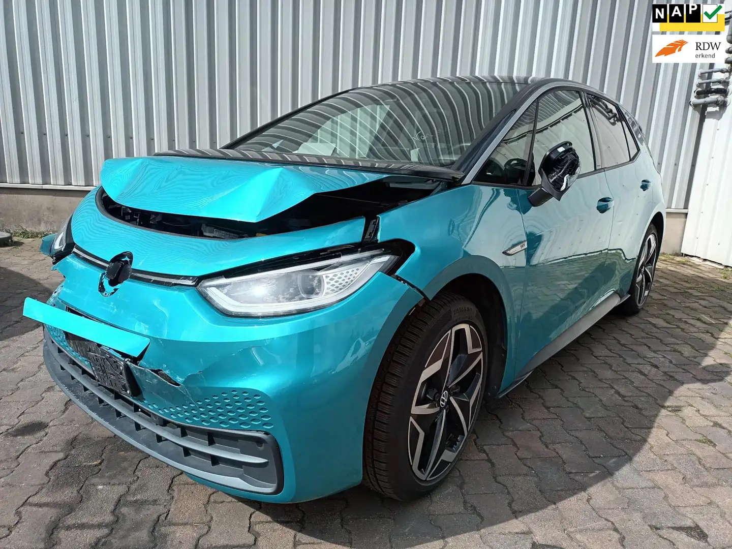 Volkswagen ID.3 First Plus 58 kWh Incl btw. SCHADEAUTO! Groen - 1