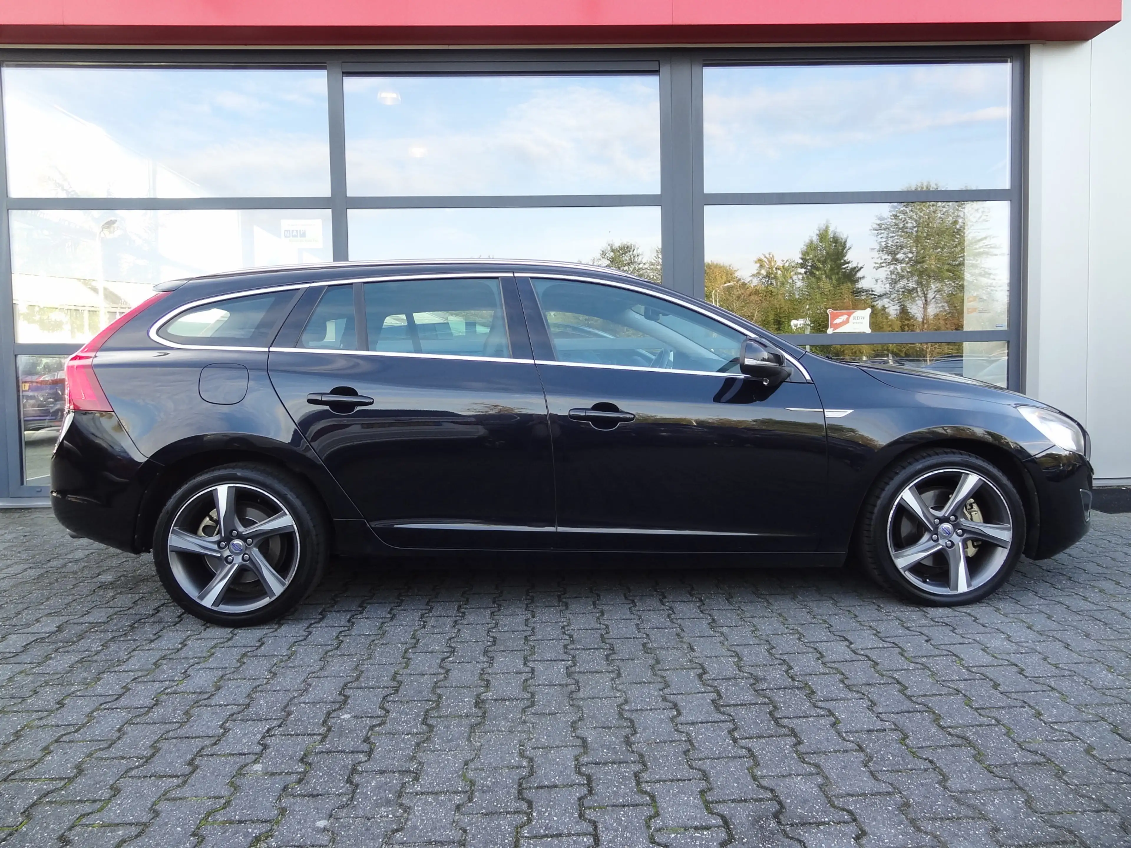 Volvo V60 3.0 T6 AWD Summum | TREKHAAK | CRUISE | AUTOMAAT | — photo 3