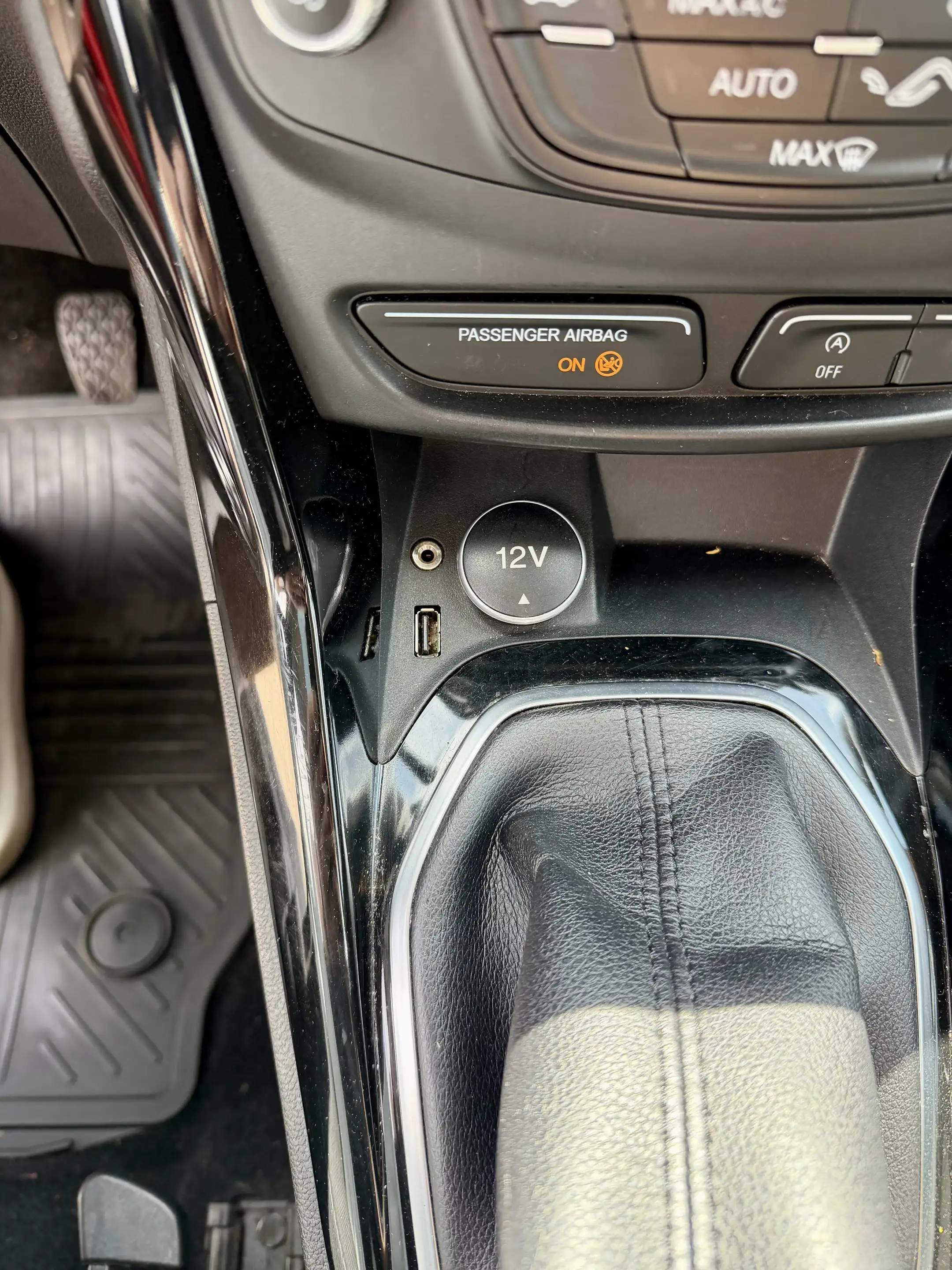 Ford B-Max Titanium *PanoDach*PDC*8Fach*Klimaaut.*ZahnriemenFrisch — photo 9