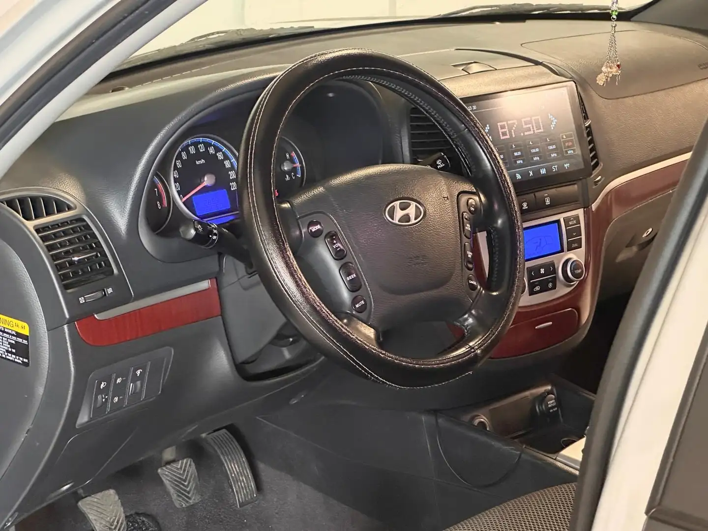 Hyundai SANTA FE 2.7i V6 Dynamic 7p. Szary - 2