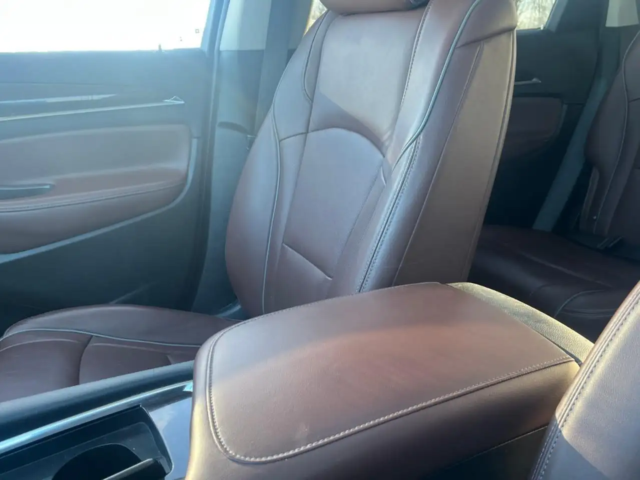 Buick Enclave снимка Buick Enclave