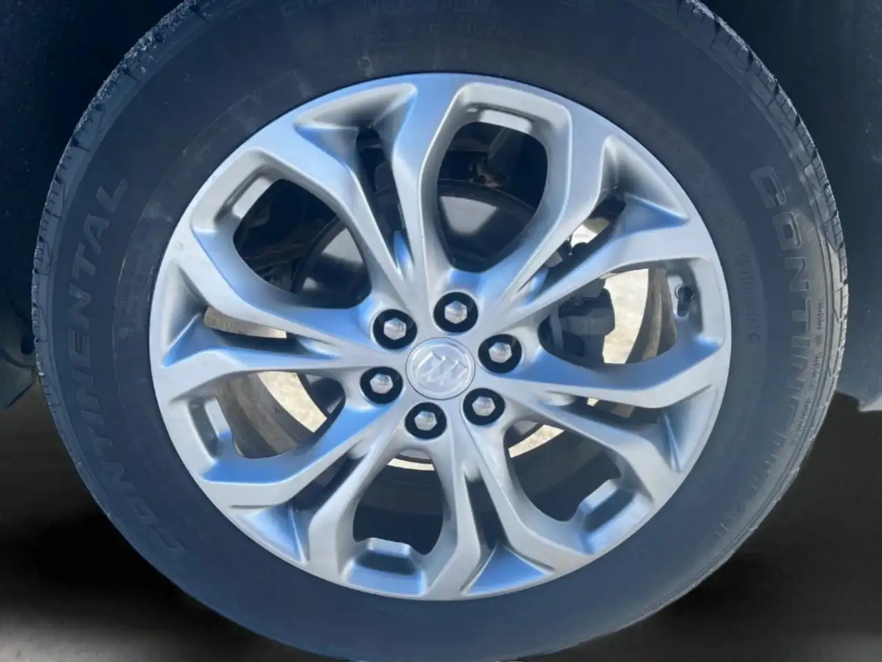 Buick Enclave снимка Buick Enclave