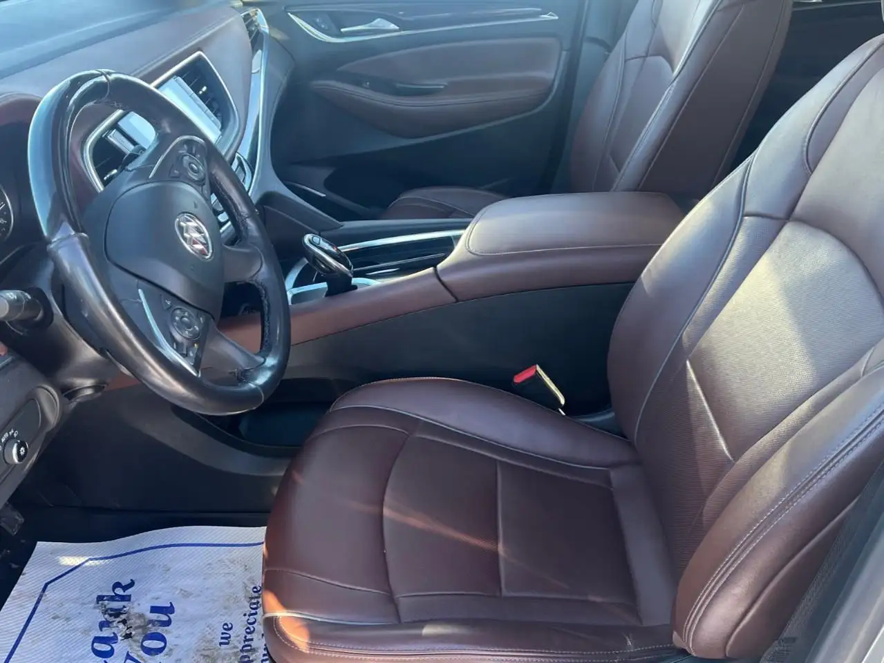 Buick Enclave снимка Buick Enclave