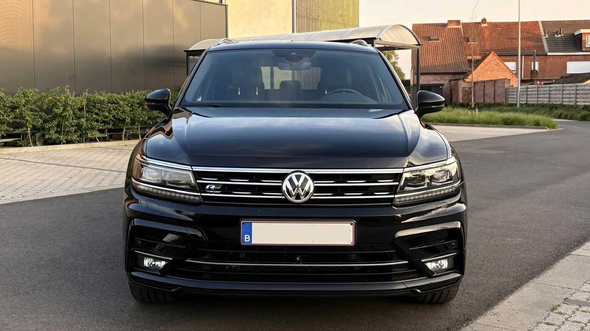 Volkswagen Tiguan Allspace 2.0 TDI DSG R-line Leder 7-Zit Pano 360 Carplay Noir - 2