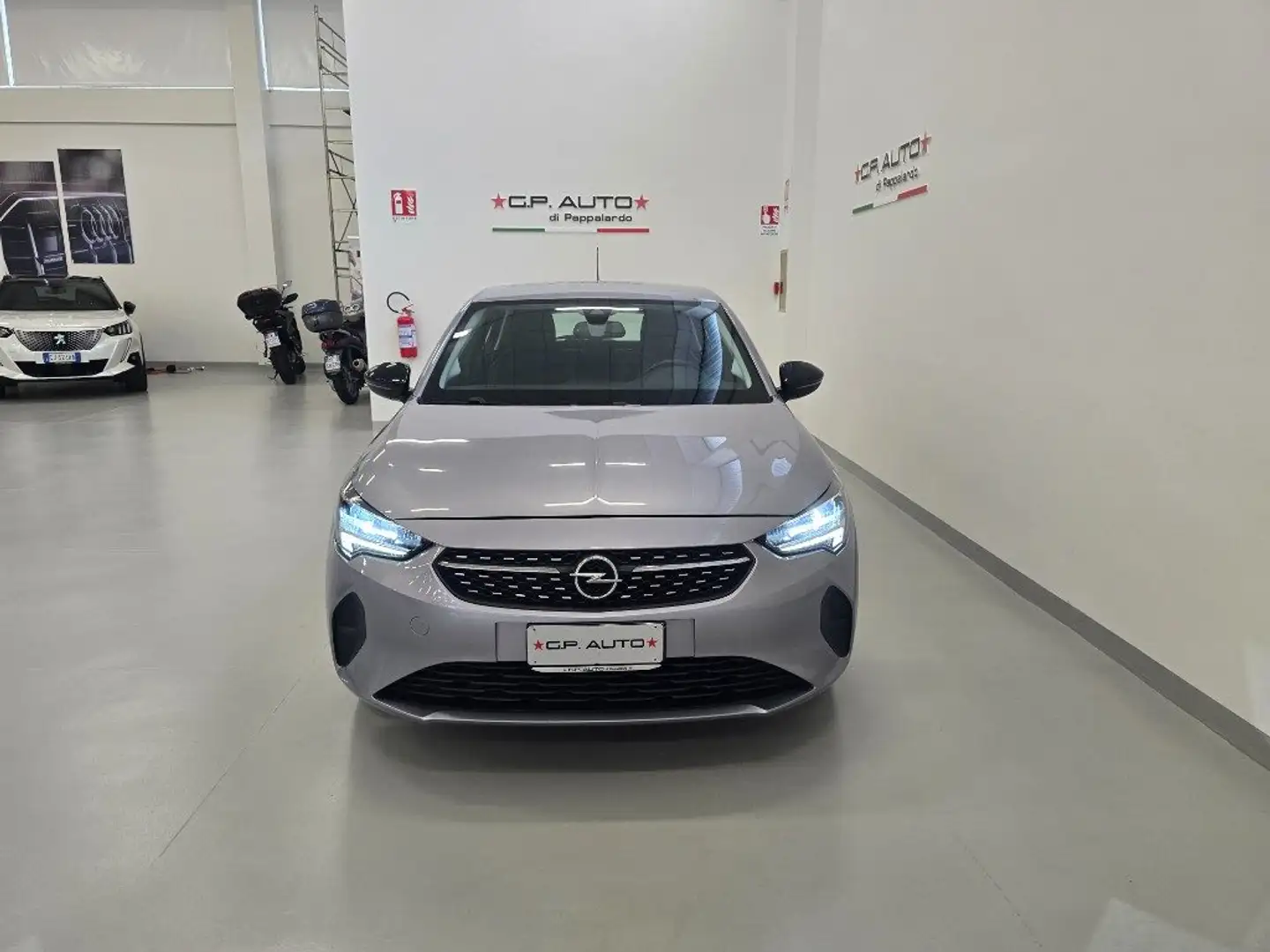 Opel Corsa 1.2 Elegance Grigio - 2