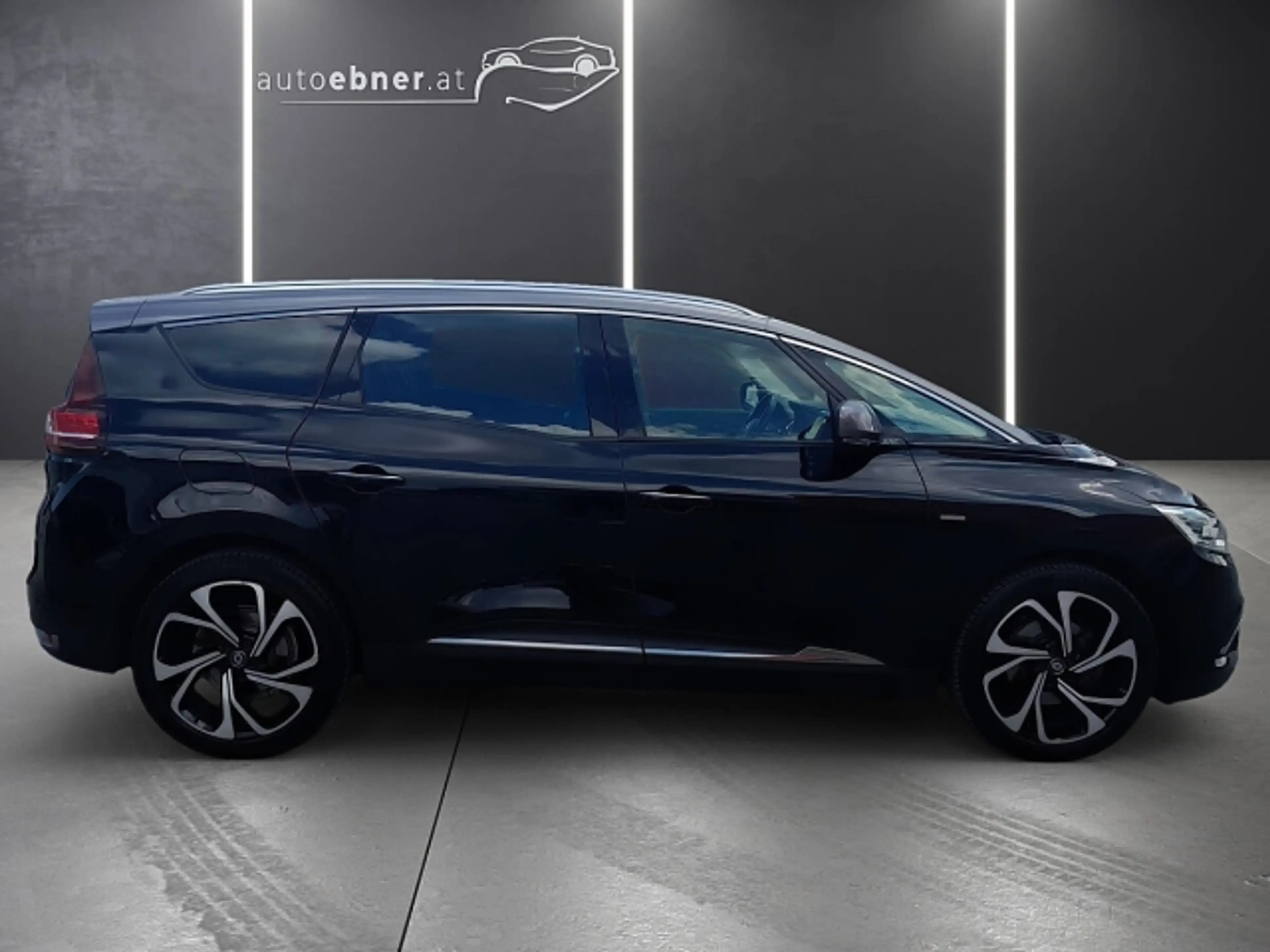 Renault Grand Scenic Grand Scenic dCi 160 BOSE Aut. LEDER+HUD+LED — photo 4