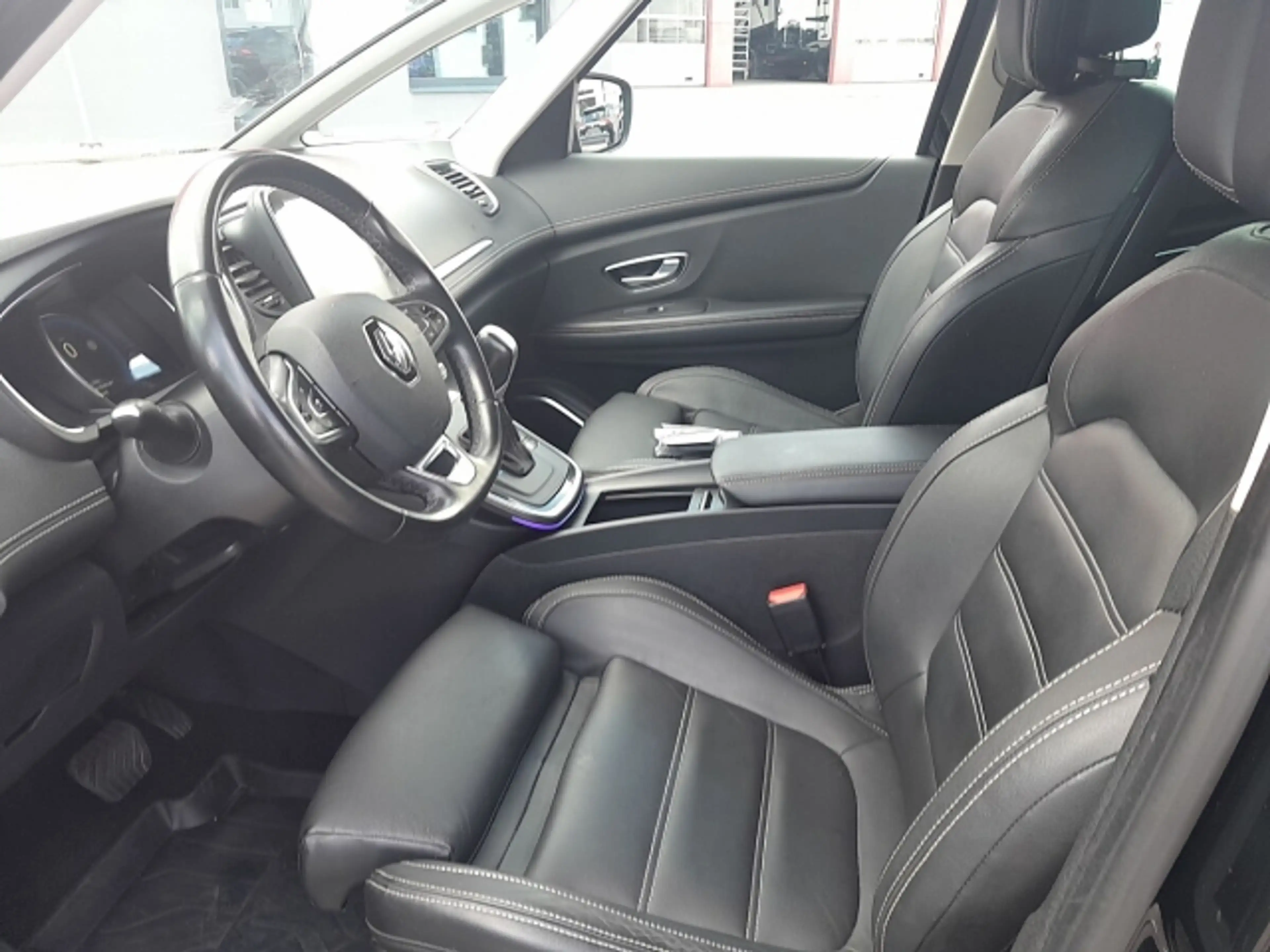 Renault Grand Scenic Grand Scenic dCi 160 BOSE Aut. LEDER+HUD+LED — photo 13