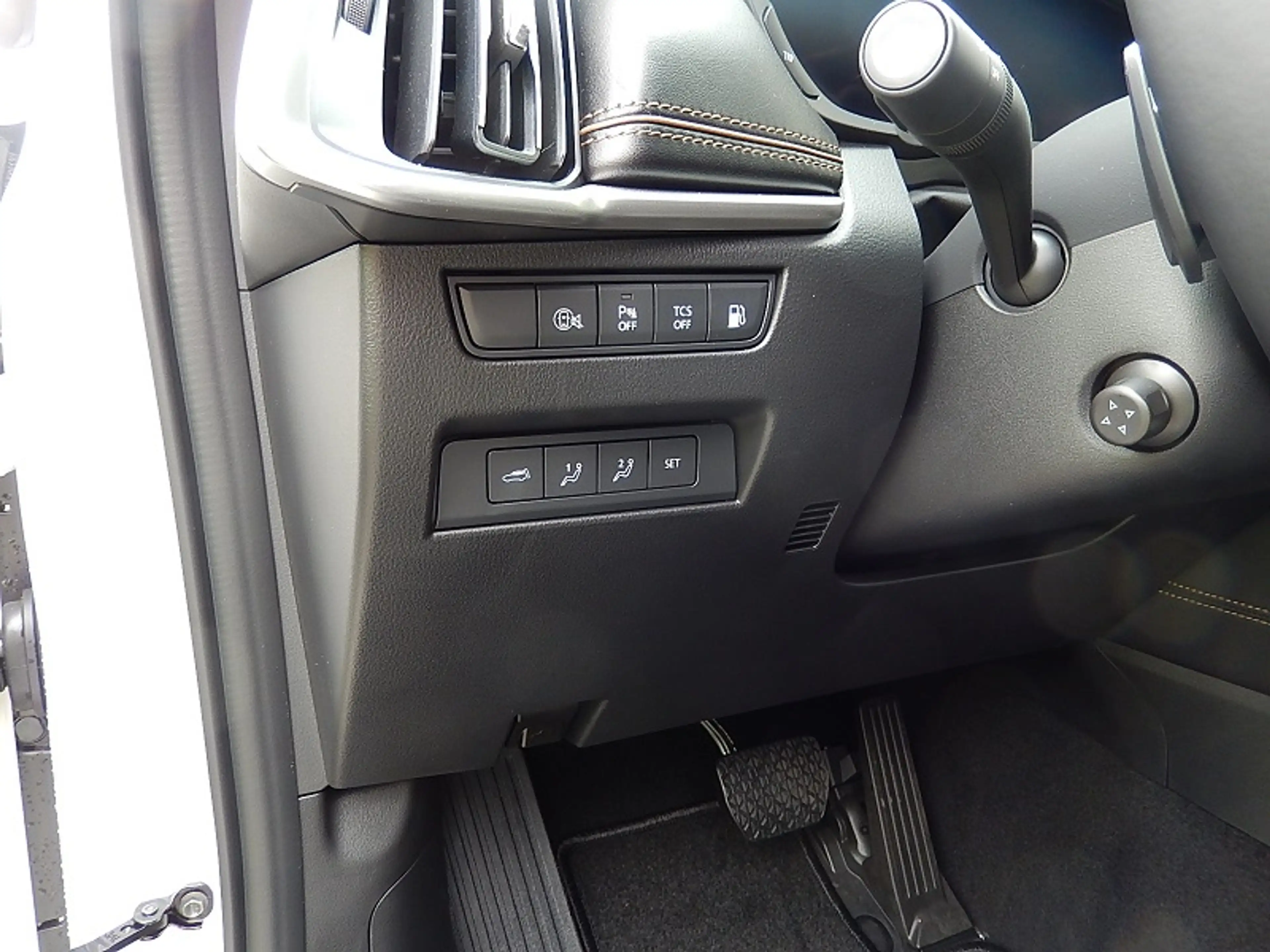 Mazda CX-60 5WGN 2.5L e-SKYACTIV PHEV 327ps 8AT AWD Homura Plu — photo 8