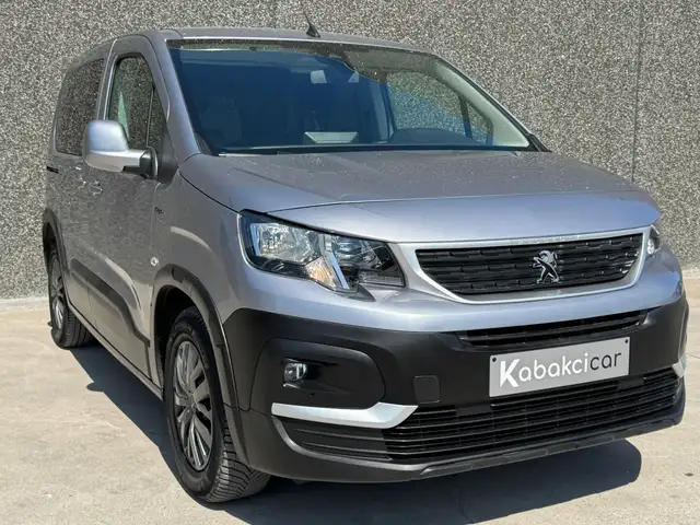 Peugeot Rifter 1.5 BlueHDi  Style//CARPLAY/GPS/CAMERA/GARANTIE