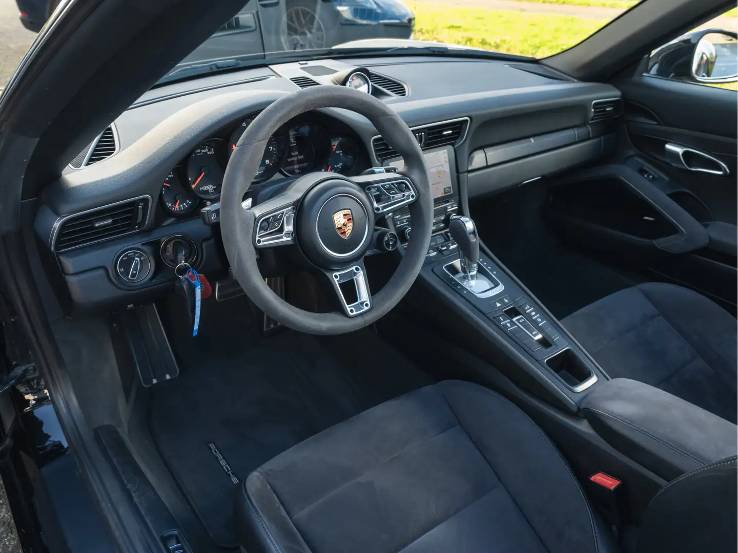 Porsche 991 3.0 Targa 4 GTS | BOSE | Adaptive cruisecontrol | Zwart - 2