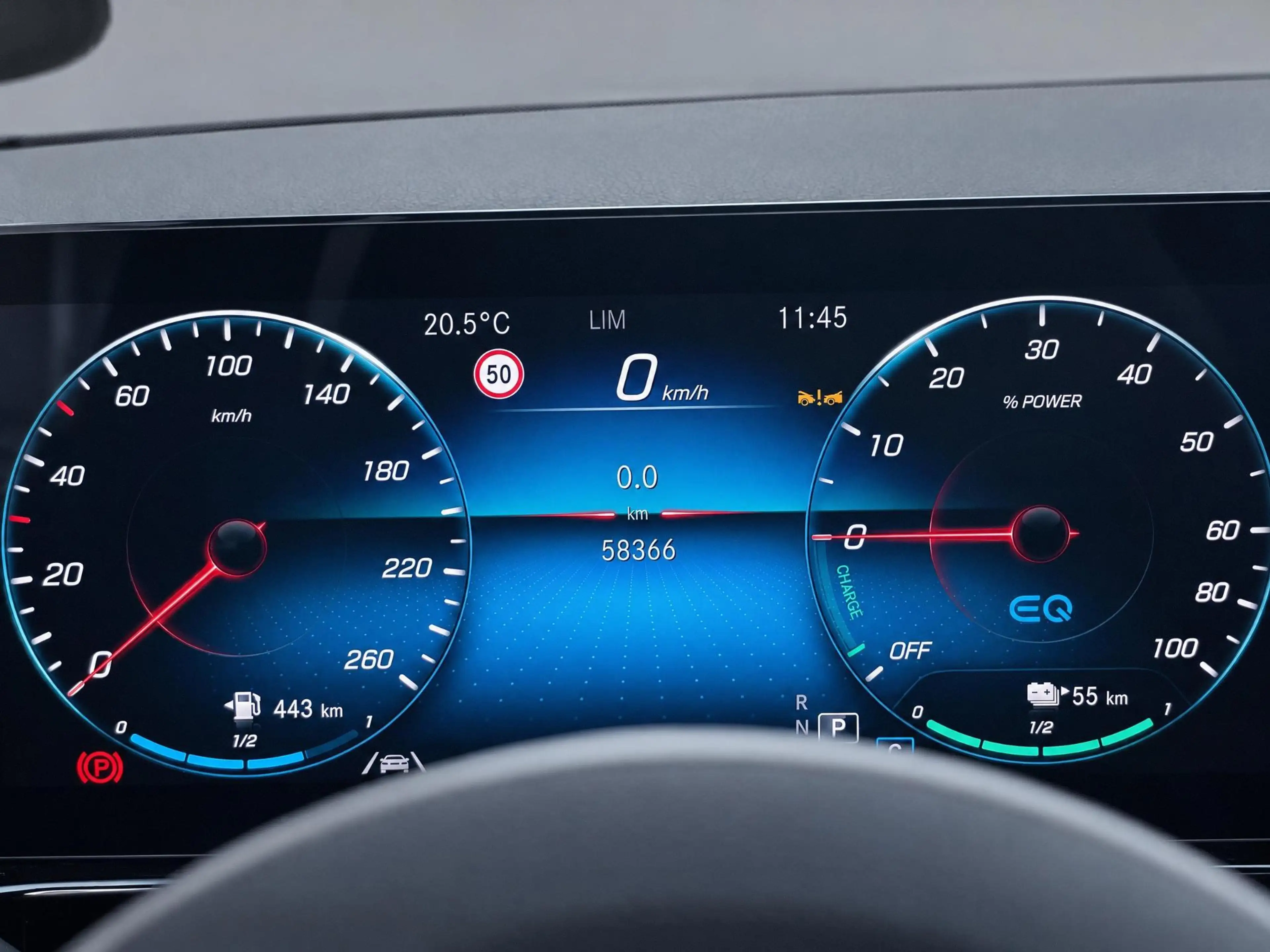 Mercedes-Benz GLA 250 e Business Solution AMG Limited — photo 10