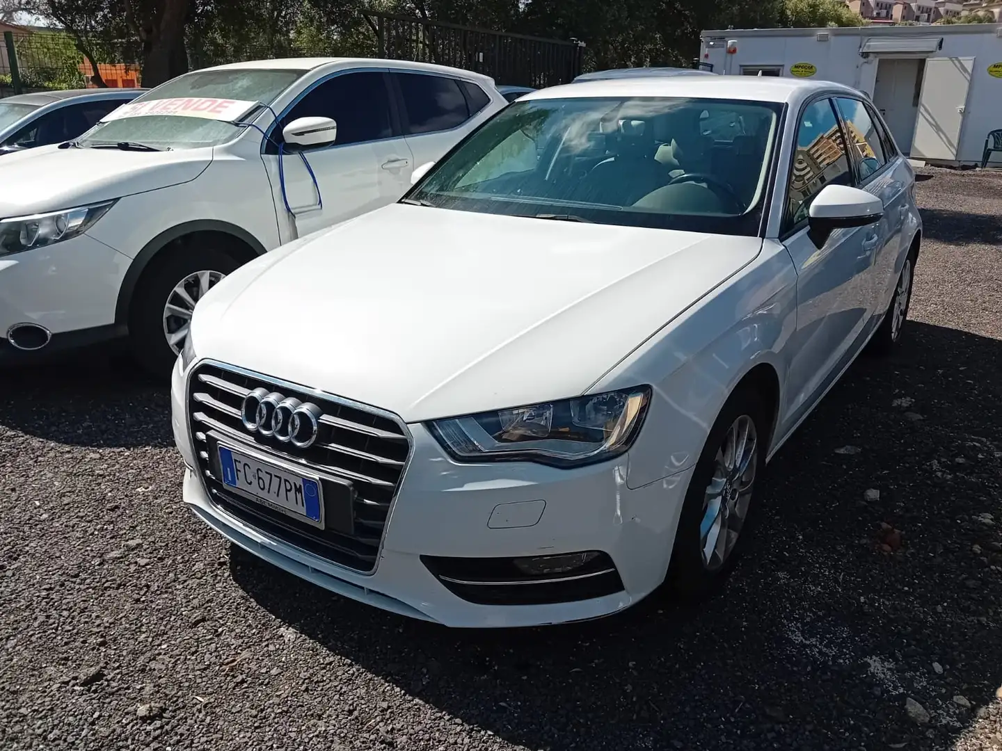 Audi A3 A3  2016 Sportback 1.6 tdi Attraction 110cv E6 Blanc - 1